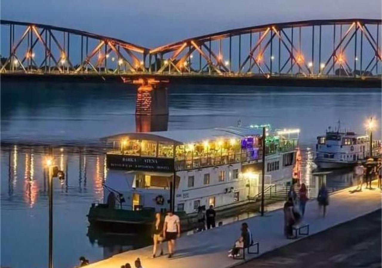 Barka Atena Stary Toruń Exteriér fotografie