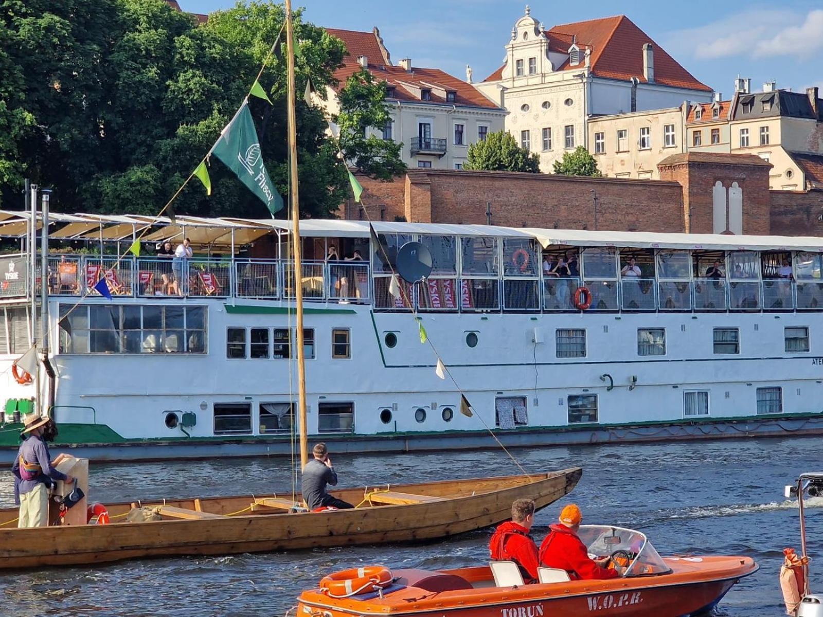 Barka Atena Stary Toruń Exteriér fotografie